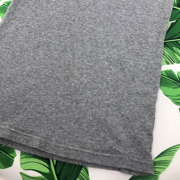 Arizona Flip Flop & Starfish Rhinestone Gray Tank Top - Picture 5 of 9